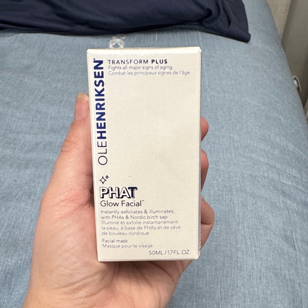 Ole Henriksen PHAT Glow Facial Mask - White and Blue